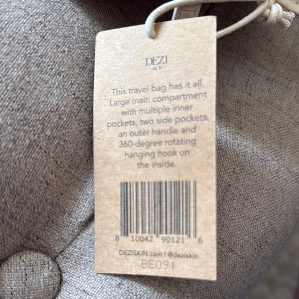 DEZI Ribbed Ivory Backpack - Picture 2 of 3